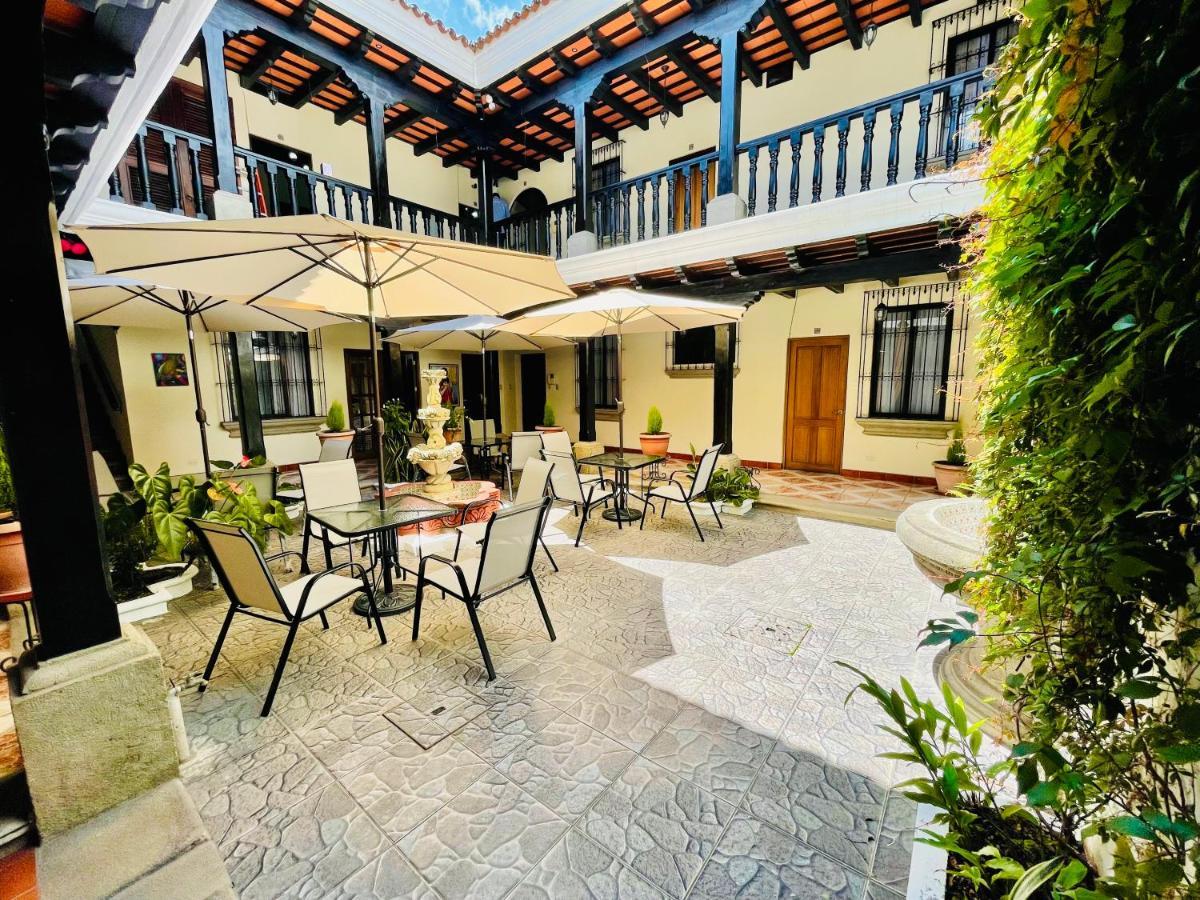 Real Marquez Hotel Antigua ภายนอก รูปภาพ
